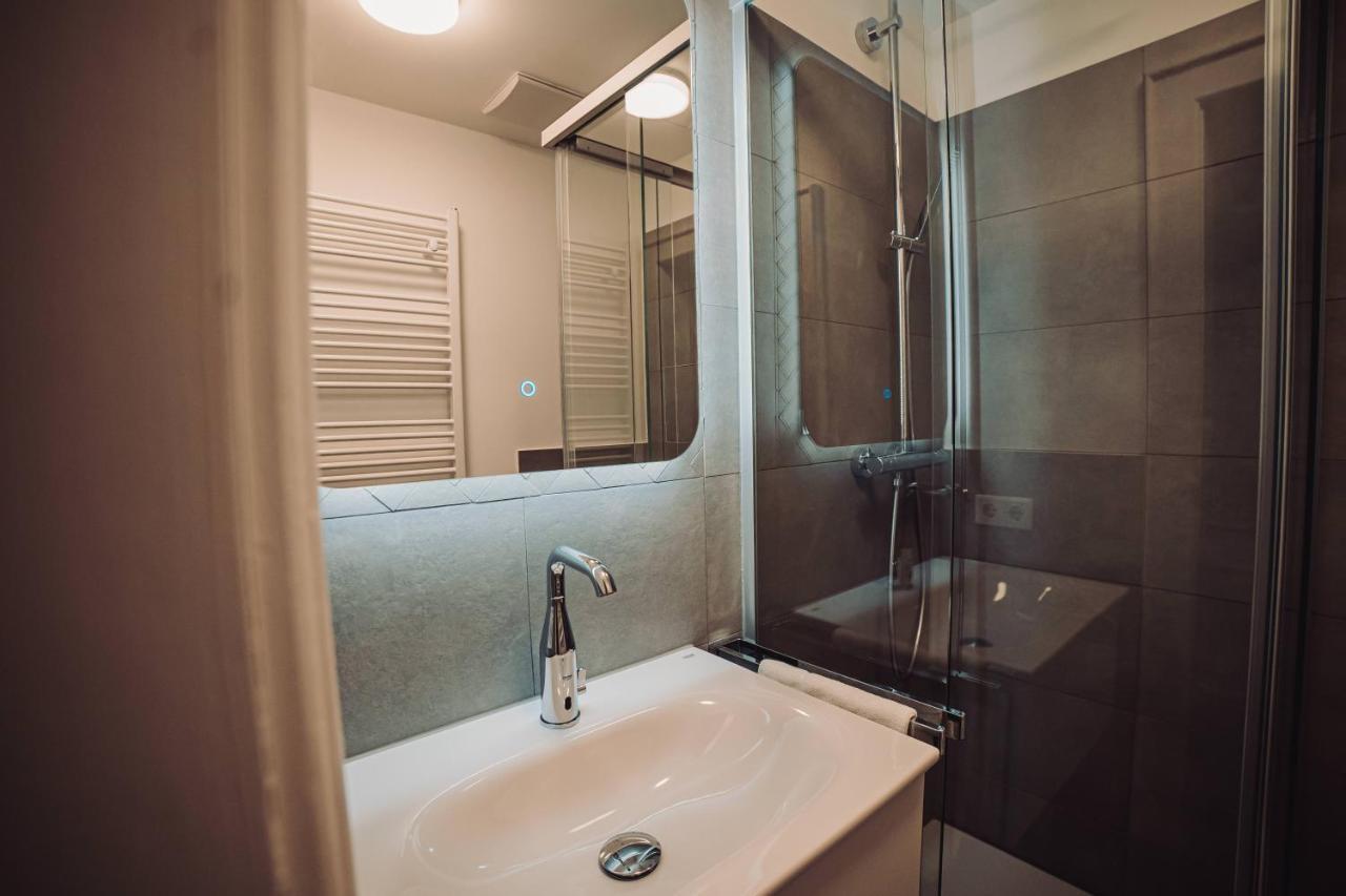 Hotel Zur Stadt Mainz In Wuerzburger Innenstadt Екстер'єр фото