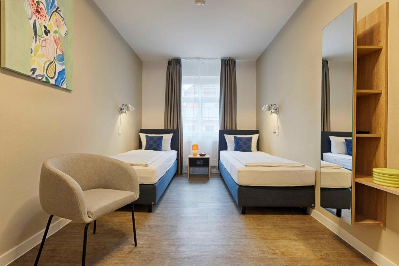 Hotel Zur Stadt Mainz In Wuerzburger Innenstadt Екстер'єр фото